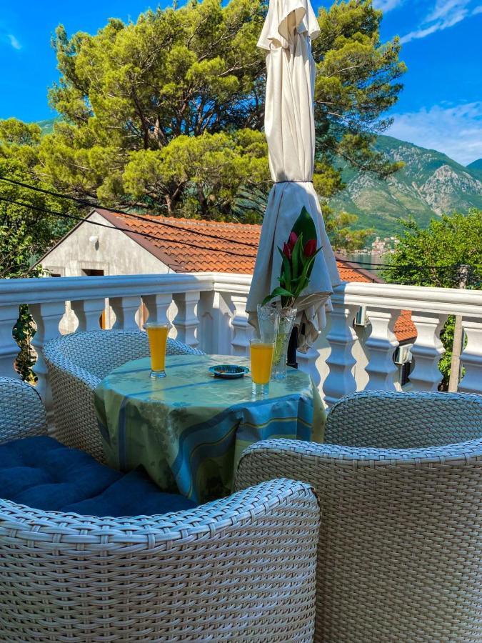 Lovely Apartment Jovan 3,With A View Of The Bay And Free Wi-Fi Kotor Exterior foto